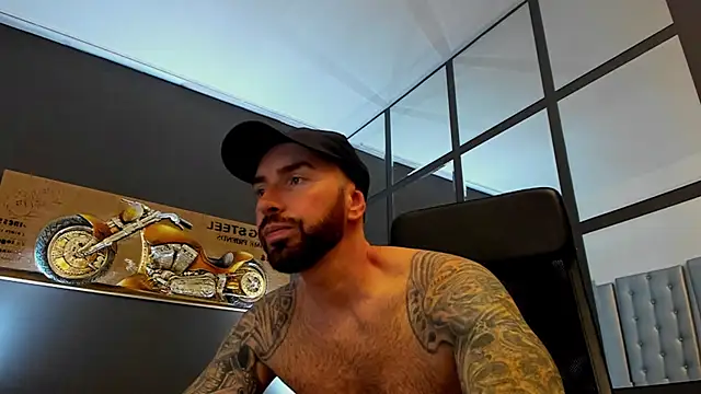 AronGrant online show from October 15, 10:56 am