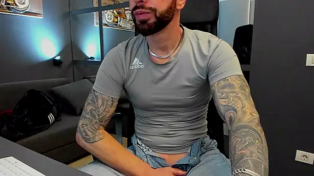 AronGrant online show from February 11, 10:42 am