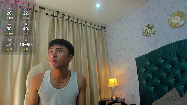 santi-fabulous online show from September 30, 9:51 pm