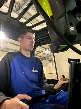 Snapshot of Ricoleckt chatting on September 26, 5:32 pm Ricoleckt online show from September 26, 5:32 pm