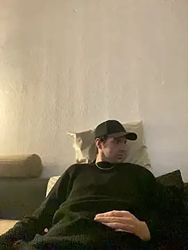 Snapshot of Ricoleckt chatting on February 4, 8:06 pm Ricoleckt online show from February 4, 8:06 pm