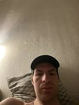 Snapshot of Ricoleckt chatting on February 6, 11:58 pm Ricoleckt online show from February 6, 11:58 pm