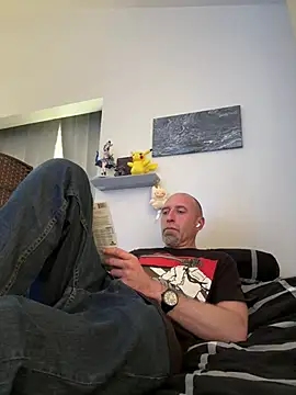 El Gizmo online show from March 15, 7:20 pm