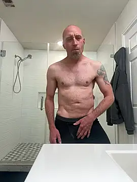 El Gizmo online show from March 10, 10:28 am