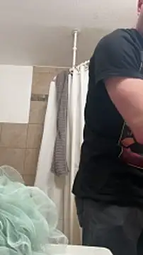 El Gizmo online show from January 1, 2:19 am