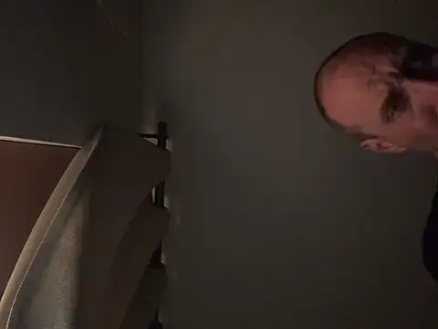 El Gizmo online show from December 13, 7:37 am