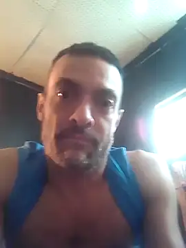 Snapshot of Dickinyou1980 chatting on October 16, 9:23 pm Dickinyou1980 online show from October 16, 9:23 pm