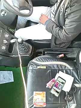 Snapshot of BLACK_DiCK_DADDY_32 chatting on January 8, 3:51 am BLACK DiCK DADDY 32 online show from January 8, 3:51 am