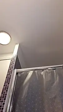 Snapshot of pachapeter chatting on October 18, 4:12 pm pachapeter online show from October 18, 4:12 pm