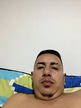 DanielGomez9 online show from January 1, 9:07 am