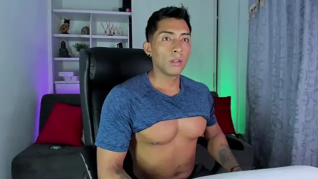 Couple muscle1 online show from December 16, 11:39 pm