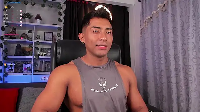 Couple muscle1 online show from February 17, 1:53 pm