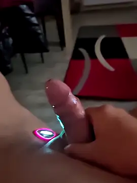 Szeltolo001 online show from March 20, 4:05 am