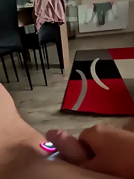 Szeltolo001 online show from March 23, 11:43 pm