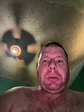 Snapshot of Diaperking916 chatting on September 15, 6:09 pm Diaperking916 online show from September 15, 6:09 pm