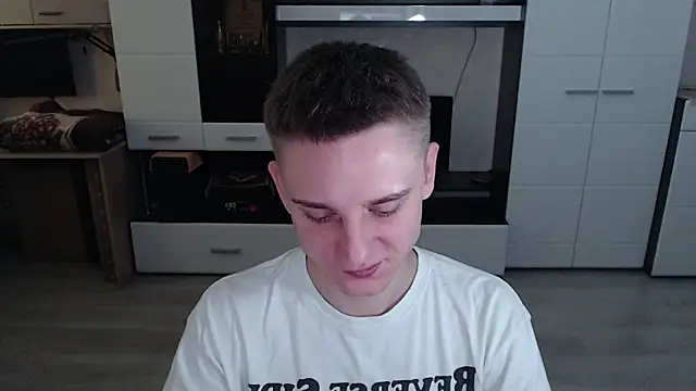 angryzan online show from October 7, 8:18 am