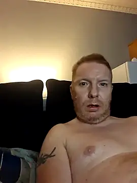 walker1979 online show from October 10, 9:39 pm