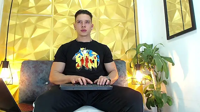 Snapshot of Baxter_Dex chatting on December 13, 3:49 am Baxter Dex online show from December 13, 3:49 am