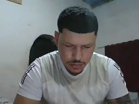 PIGDIRTY22 online show from January 21, 1:29 am