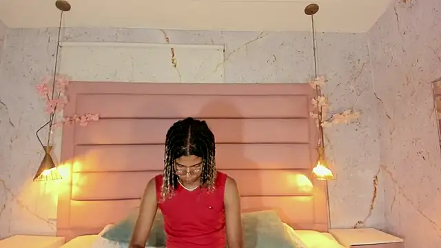 Maxim-Walker online show from September 19, 4:02 am