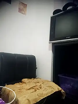 SaucyAffair0 online show from March 29, 1:11 pm