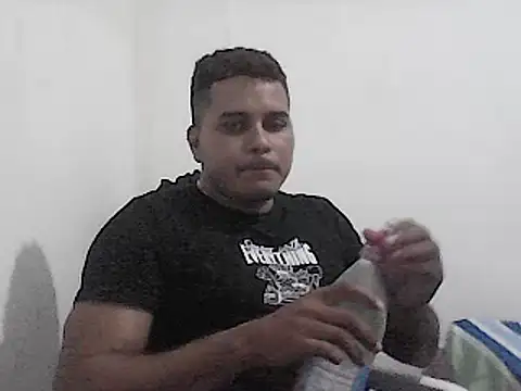 SaucyAffair0 online show from January 26, 3:06 am