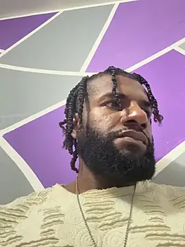 BL4CKBUNY online show from October 27, 9:50 pm