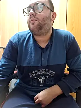 Snapshot of Javier_bear chatting on March 11, 2:51 pm Javier bear online show from March 11, 2:51 pm