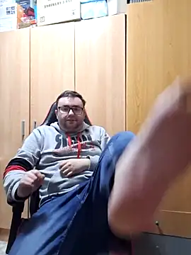 Javier bear online show from March 4, 2:24 pm