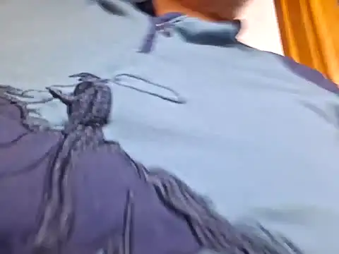 Snapshot of Javier_bear chatting on December 15, 10:15 pm Javier bear online show from December 15, 10:15 pm