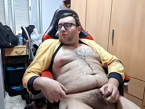 Snapshot of Javier_bear chatting on December 6, 10:38 am Javier bear online show from December 6, 10:38 am