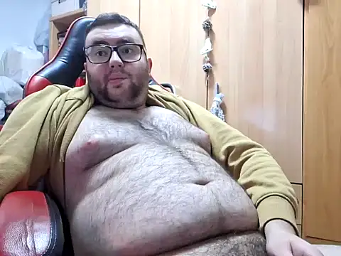 Snapshot of Javier_bear chatting on December 19, 10:45 am Javier bear online show from December 19, 10:45 am