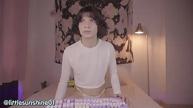 Snapshot of simonbane01 chatting on January 9, 7:08 pm simonbane01 online show from January 9, 7:08 pm