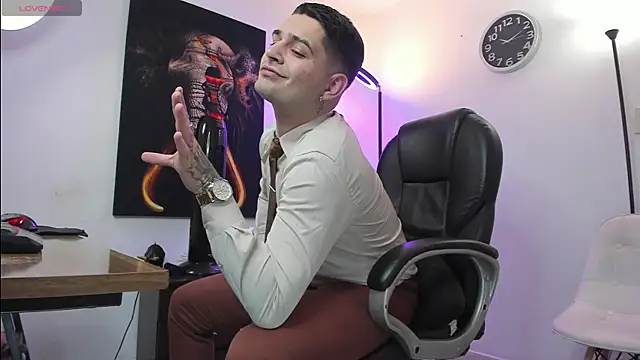 Nicolas Fellener online show from November 6, 4:04 am