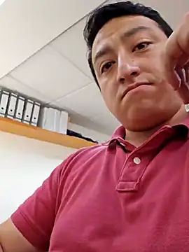 Snapshot of Pnstrokes chatting on March 19, 5:50 pm Pnstrokes online show from March 19, 5:50 pm