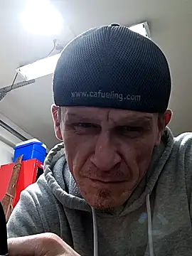 Snapshot of ironwood420 chatting on February 23, 2:00 pm ironwood420 online show from February 23, 2:00 pm