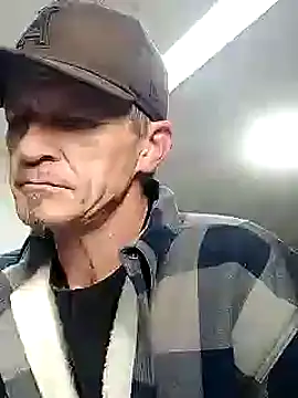 Snapshot of ironwood420 chatting on December 28, 8:37 am ironwood420 online show from December 28, 8:37 am