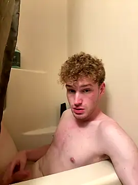 CreamyAustin online show from September 18, 1:07 am