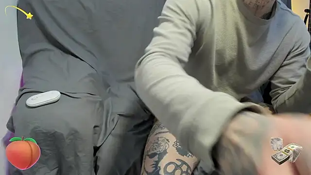 layneinchains online show from February 15, 8:02 am