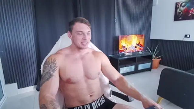 YourHotGreg online show from May 24, 7:09 pm