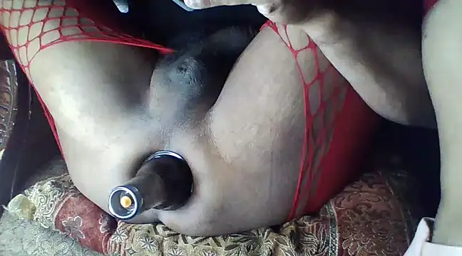 SissyChulo online show from February 18, 1:00 pm