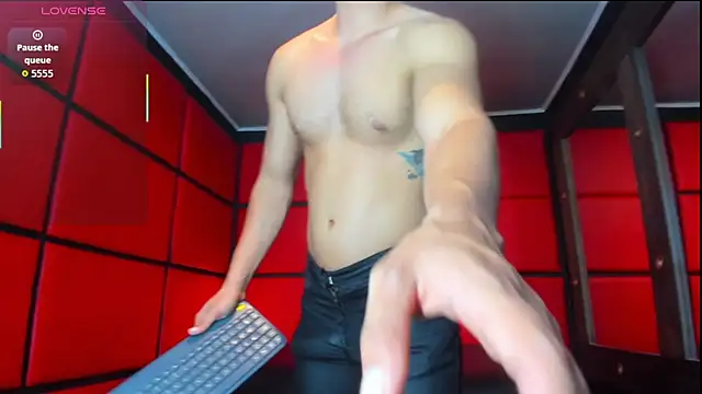 ElianFoxter online show from July 14, 11:11 pm