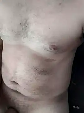 Snapshot of Bartolito001 chatting on December 8, 11:08 pm Bartolito001 online show from December 8, 11:08 pm