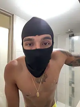 sendfer online show from October 4, 9:30 pm