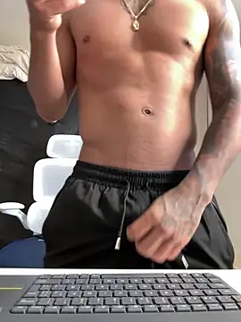 sendfer online show from September 11, 8:08 pm