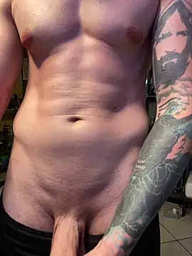 Snapshot of MachineDien chatting on March 9, 7:56 am MachineDien online show from March 9, 7:56 am