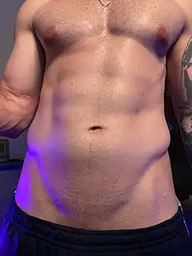 Snapshot of MachineDien chatting on October 24, 12:45 am MachineDien online show from October 24, 12:45 am