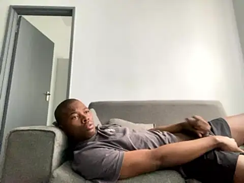 liluxxx32 online show from January 19, 6:16 am