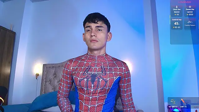 Snapshot of EstebanPerez_ chatting on September 30, 1:14 pm EstebanPerez  online show from September 30, 1:14 pm