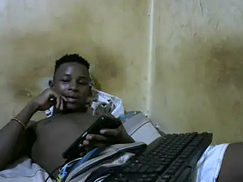 swthairydic online show from March 15, 9:38 pm